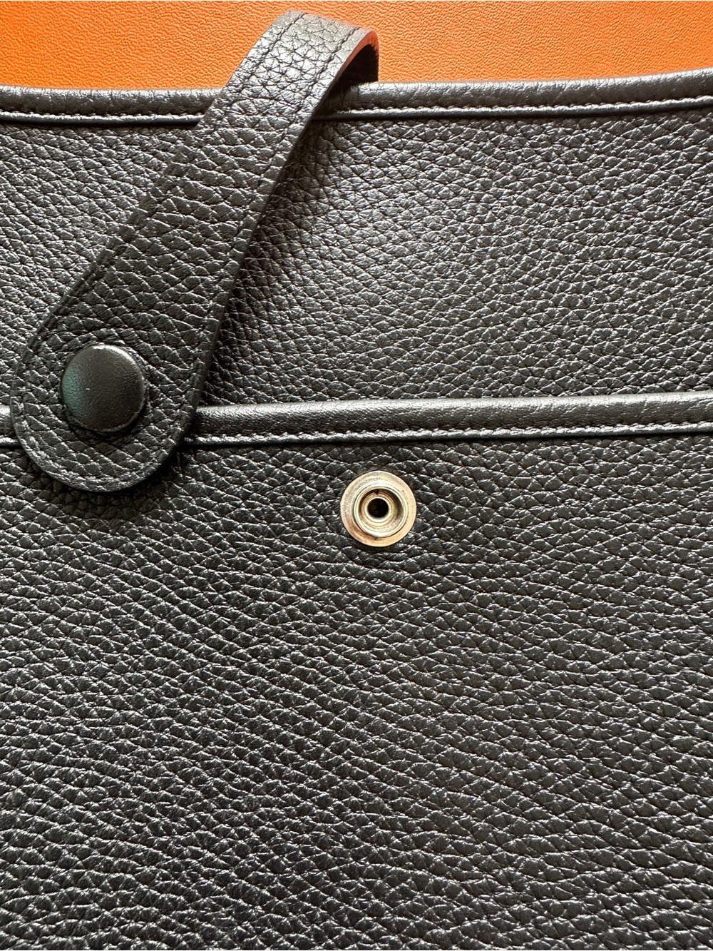 Hermes Evelyne 29 Noir (Black) w/ silver hw - Picture 4 of 14